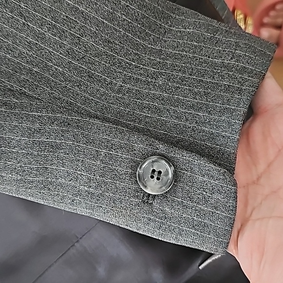 ANN TAYLOR Gray Pinstripe Blazer Jacket - Picture 6 of 6